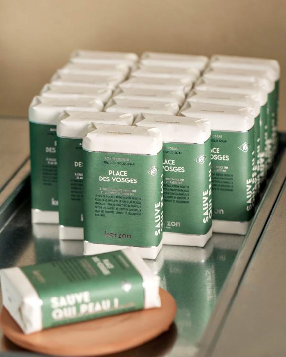 Kerzon luxury packaging